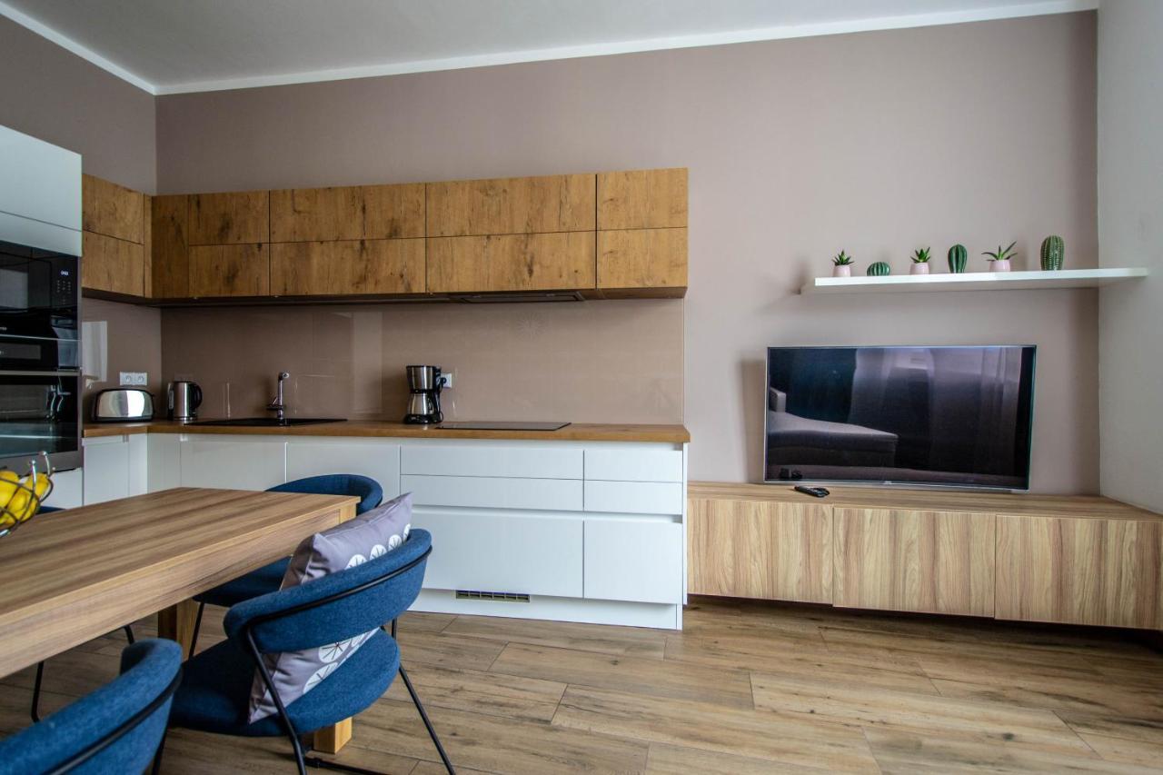 Executive Bright Apt. By Ruterra Πράγα Εξωτερικό φωτογραφία