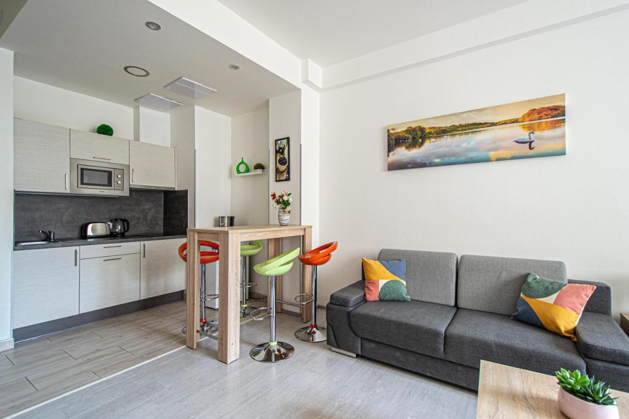 Executive Bright Apt. By Ruterra Πράγα Εξωτερικό φωτογραφία