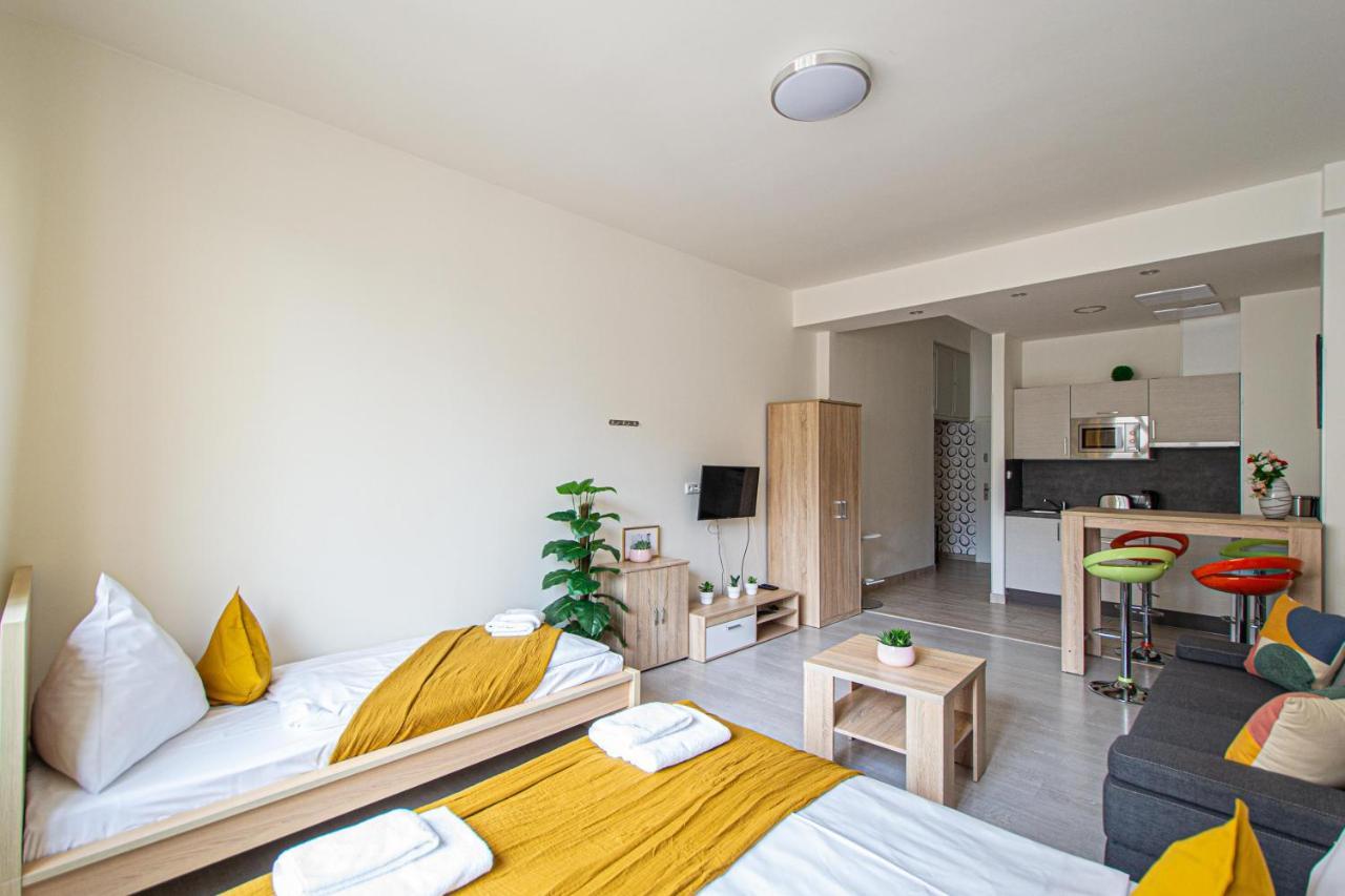 Executive Bright Apt. By Ruterra Πράγα Εξωτερικό φωτογραφία
