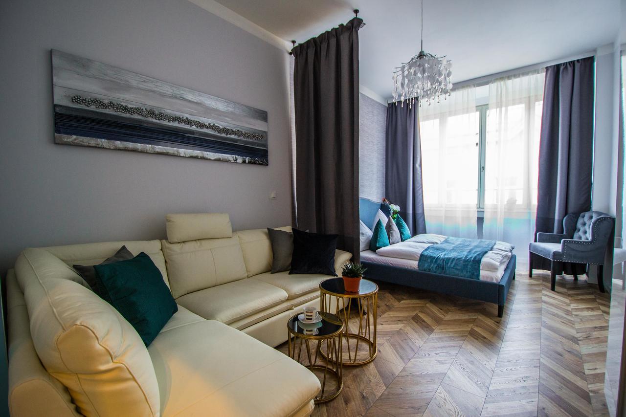 Executive Bright Apt. By Ruterra Πράγα Εξωτερικό φωτογραφία